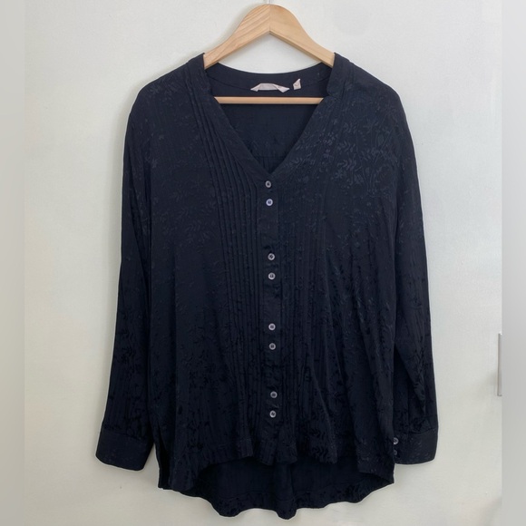 Soft Surrounding Silky Jacquard Pin Tuck Blouse Black Long Sleeve Womens Size L - Picture 2 of 13